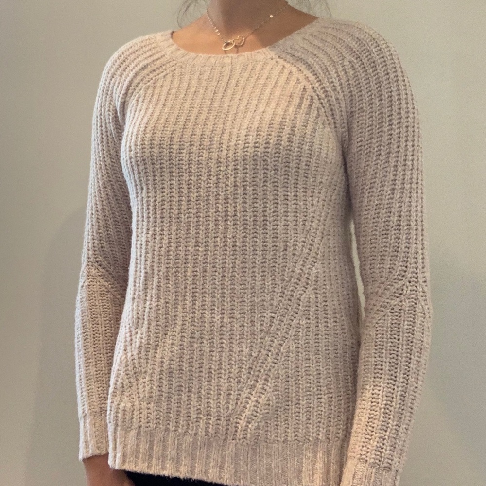Soft Pink and Cream American Eagle Sweater!